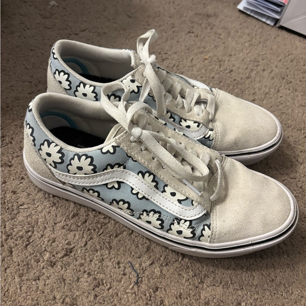 Woman’s Floral Vans